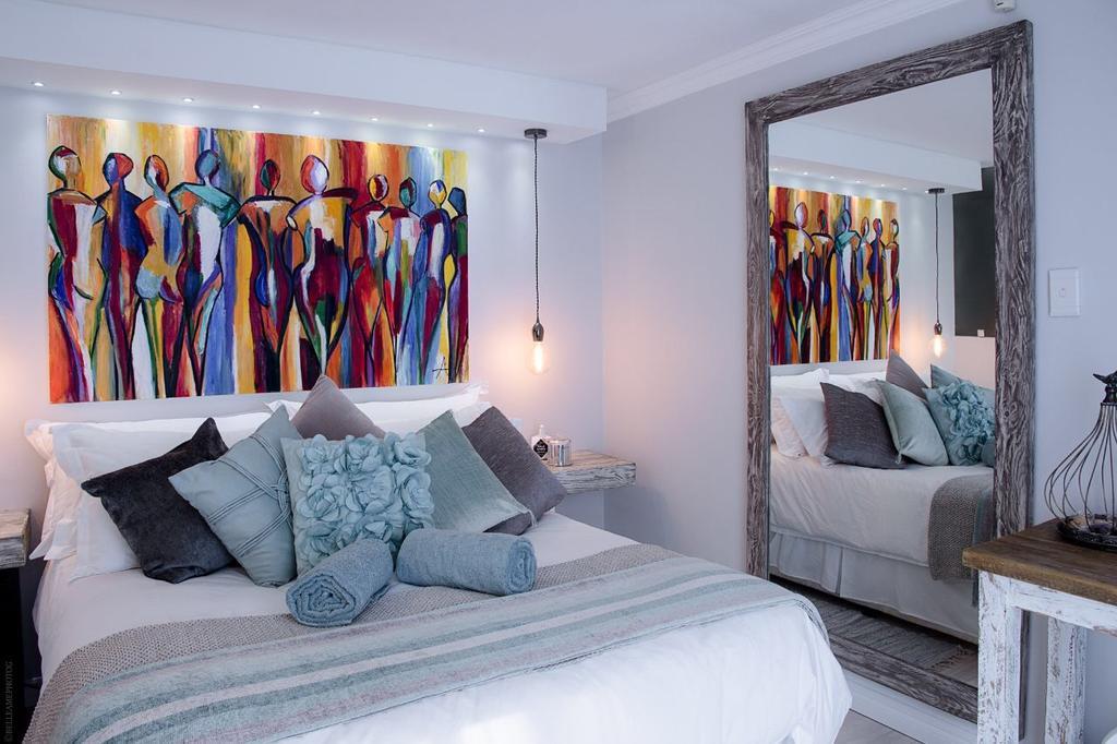 Luxury Upmarket Guesthouse 20 On 4Th Рустенбург Екстериор снимка